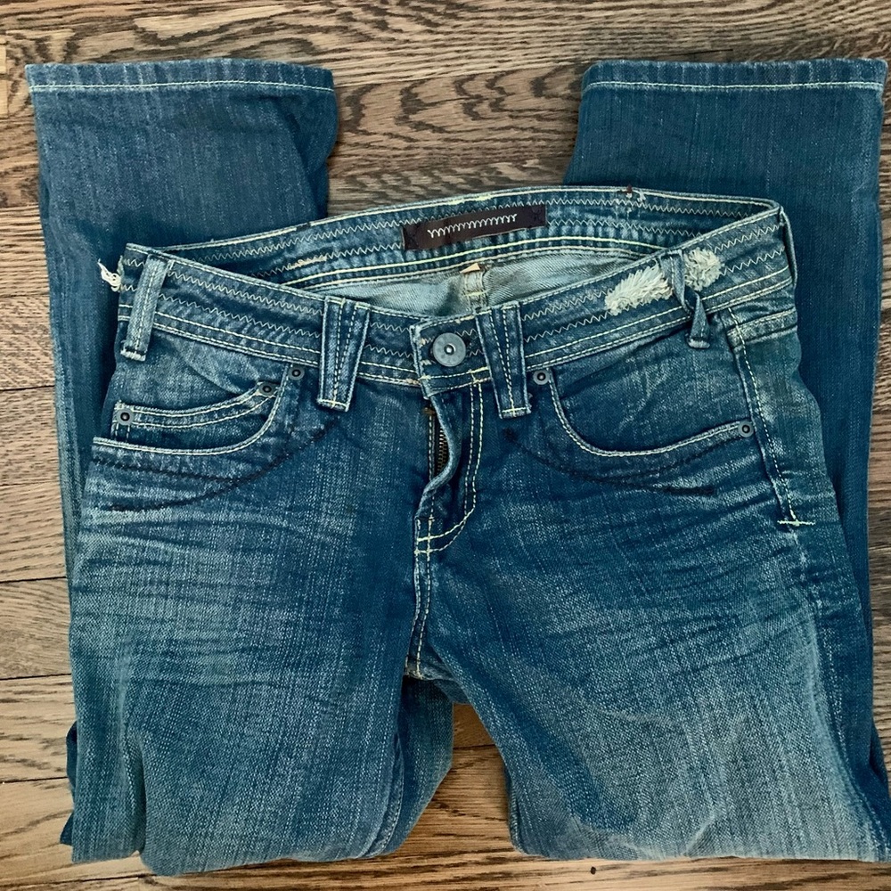 Yanuk Distressed Blue Cropped Jeans